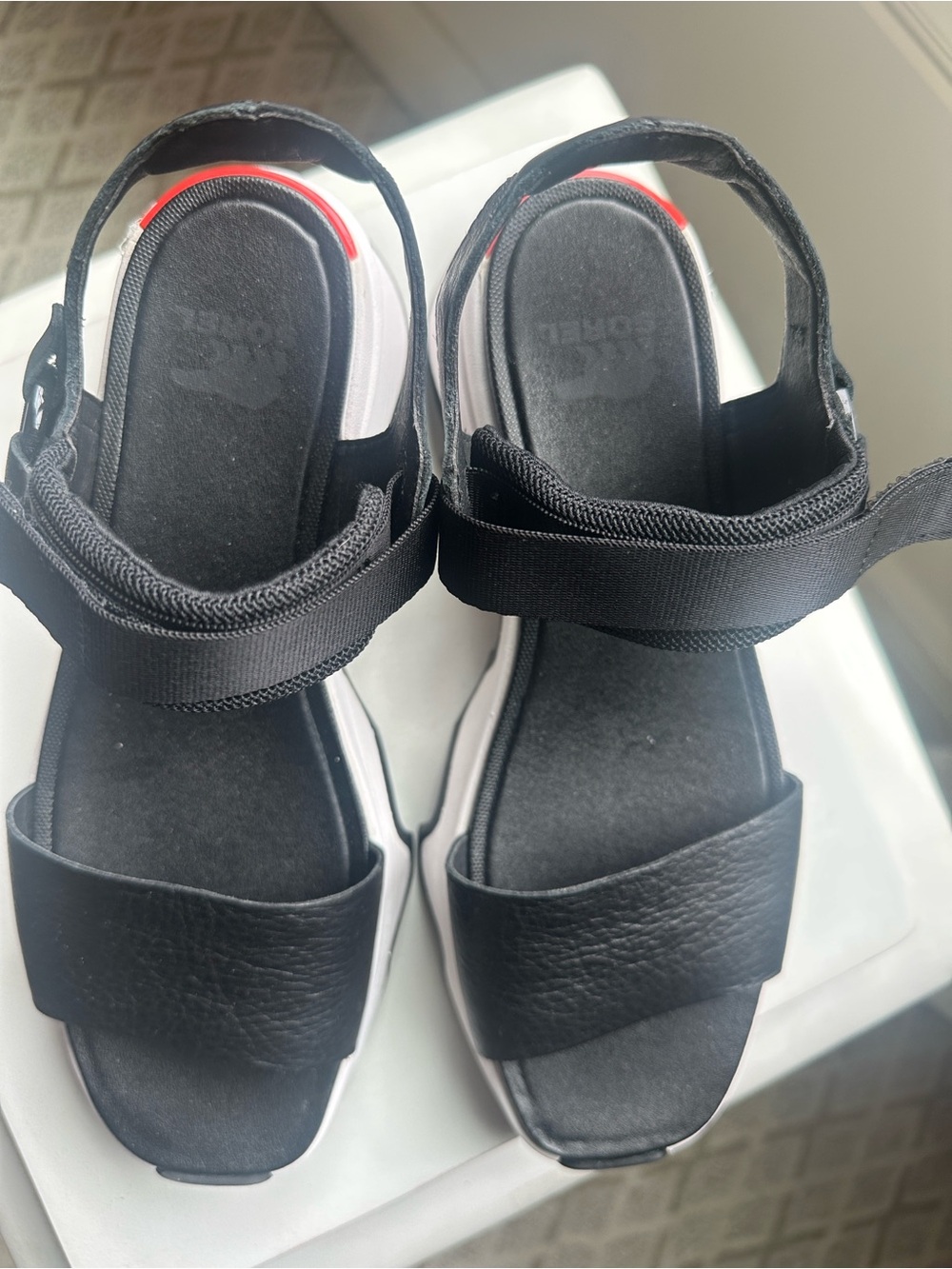 Sorel Black and White Kinetic impact Platform Sport Sandals-8 - Picture 3 of 6